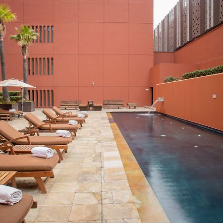 Camino Real Monterrey Hotel San Pedro Garza Garcia Buitenkant foto The pool at the hotel