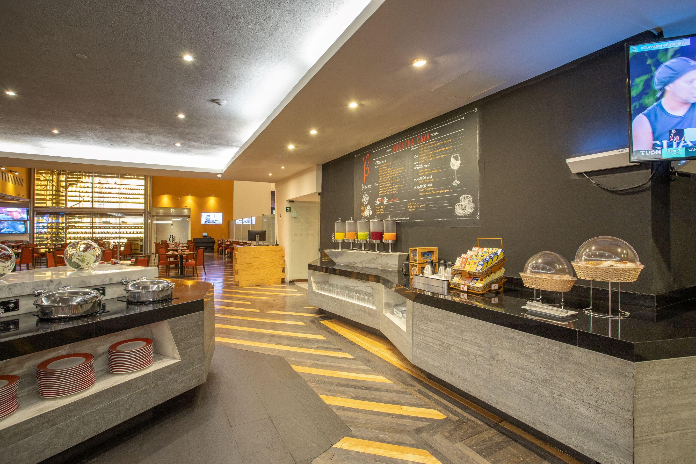 Camino Real Monterrey Hotel San Pedro Garza Garcia Buitenkant foto The lounge at the airport